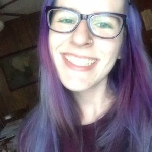 Meet your Posher, Hailey